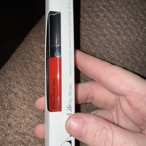 Limelife Cherry Pie Red Lipstick